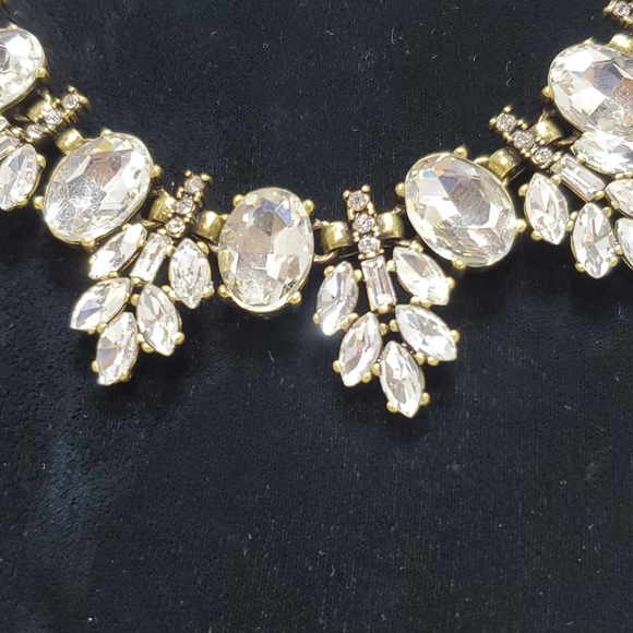 Bijou classic gold necklace with clear stones - Picture 2 of 3